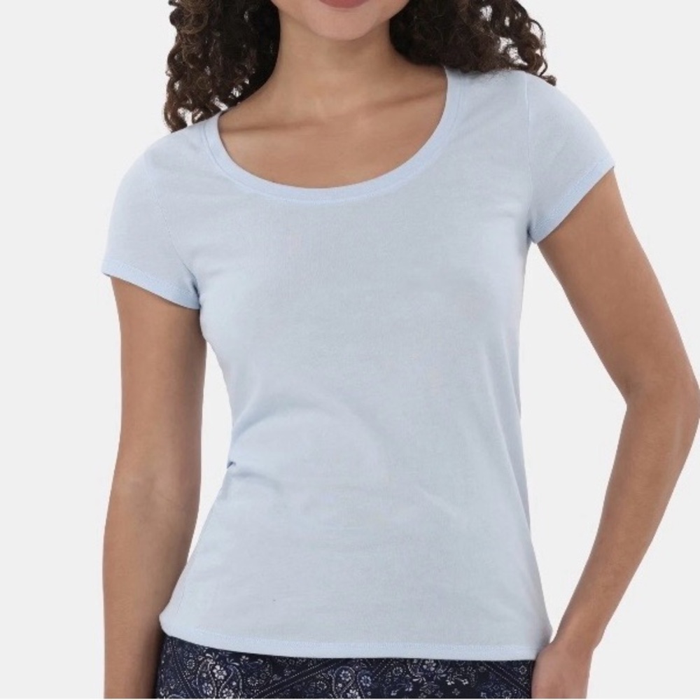 No Boundaries Women's Size XS (0-2) Scoop Neck Tee With Short Sleeve Light Blue